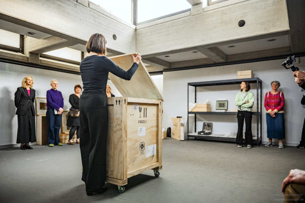 hattenberger-rahmenbedingungen-unboxing-clemens-sels-museum-neuss-leslie01b